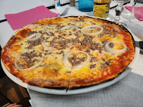 Pizza du Restaurant italien Bella Napoli à Saint-Clair-du-Rhône - n°1