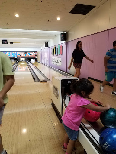 Bowling Alley «Garden Palace», reviews and photos, 42 Lakeview Ave, Clifton, NJ 07011, USA