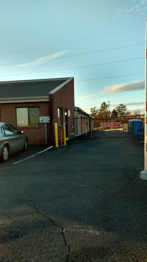 Self-Storage Facility «Public Storage», reviews and photos, 11 Lawson Rd SE, Leesburg, VA 20175, USA