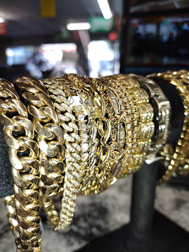 Pawn Shop «Mr Money Pawn & Gun Inc», reviews and photos, 3315 E Hillsborough Ave, Tampa, FL 33610, USA