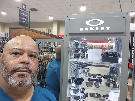 Hardware Store «Apopka Ace Hdw/Lbr Inc», reviews and photos, 530 S Park Ave, Apopka, FL 32703, USA