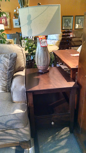 Amish Custom Furniture and Accents, 1241 S Monroe St, Monroe, MI 48161, USA, 