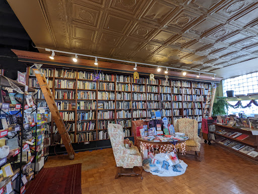 Used Book Store «Loganberry Books», reviews and photos, 13015 Larchmere Blvd, Cleveland, OH 44120, USA