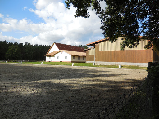 Dr. med. vet. Antje Rahn unter Neuruppin, Brandenburg