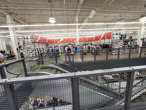 Clothing Store «Old Navy», reviews and photos, 1232 3rd Street Promenade, Santa Monica, CA 90401, USA