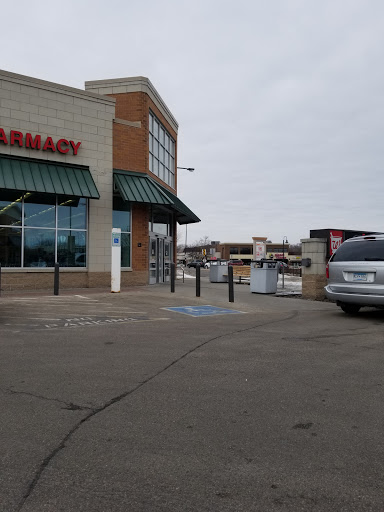 Drug Store «Walgreens», reviews and photos, 3913 W Old Shakopee Rd, Bloomington, MN 55437, USA