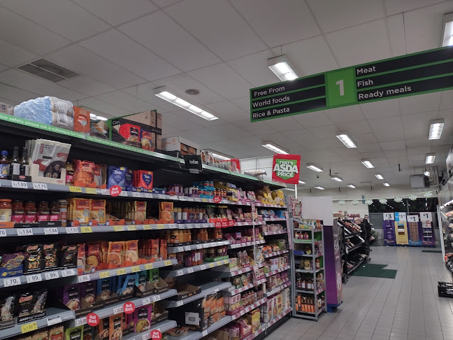 Comments and reviews of Asda Lemington Supermarket