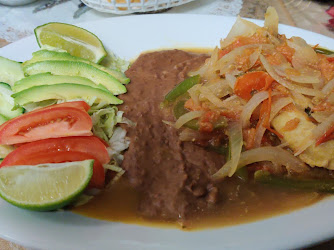Silvia's Pupuseria - Salvadorian Food