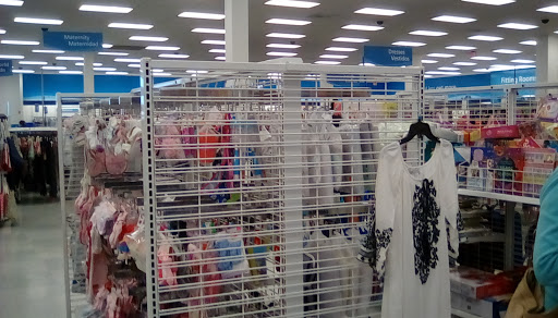 Clothing Store «Ross Dress for Less», reviews and photos, 16250 Paramount Blvd, Paramount, CA 90723, USA