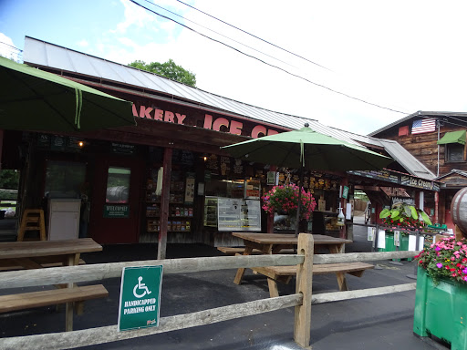 Winery «Fly Creek Cider Mill & Orchard», reviews and photos, 288 Goose St, Fly Creek, NY 13337, USA