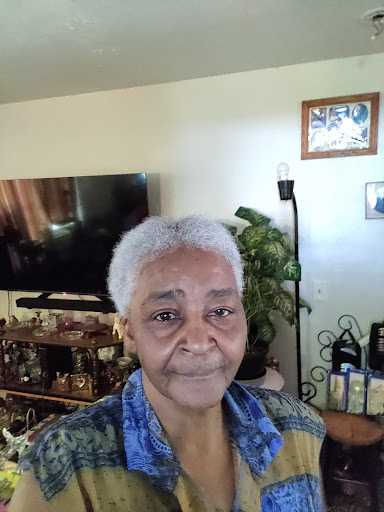 Barber Shop «Tapers Barber Shop», reviews and photos, 25645 Euclid Ave, Euclid, OH 44132, USA