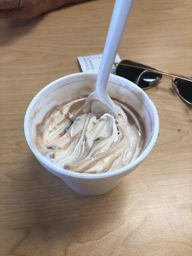 Rockie's Frozen Yogurt