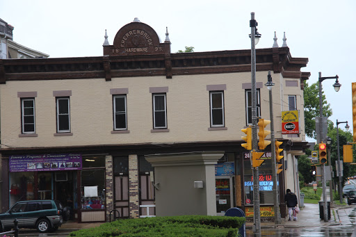 600 W Lincoln Ave, Milwaukee, WI 53215, USA