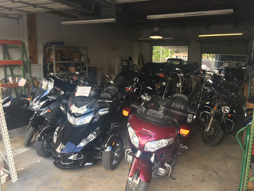 Used Motorcycle Dealer «Lake County Motorsports», reviews and photos, 355 Plaza Dr #2, Eustis, FL 32726, USA