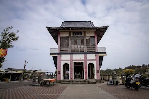Luermen Zhengmen Temple image
