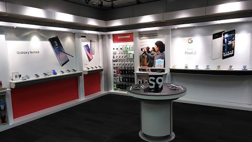 Cell Phone Store «Verizon», reviews and photos, 575 Beal Pkwy NW, Fort Walton Beach, FL 32548, USA
