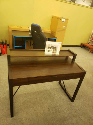 Office Supply Store «Staples», reviews and photos, 43313 Woodward Ave, Bloomfield Hills, MI 48302, USA