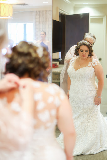 Bridal Shop «Impression Bridal», reviews and photos, 3005 West Loop S #100, Houston, TX 77027, USA