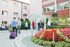 Klinik Frankenwarte, Klinik der Deutschen Rentenversicherung Nordbayern image