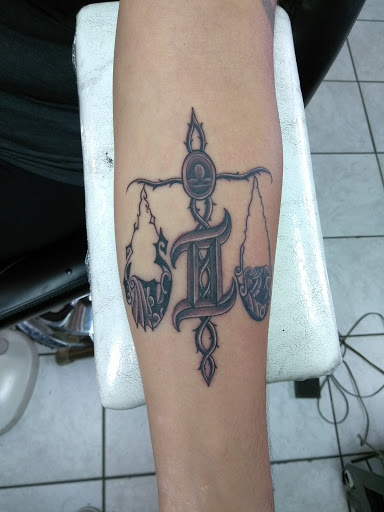 Tattoo Shop «Unlimited Tattoo», reviews and photos, 359 S Irwindale Ave, Azusa, CA 91702, USA