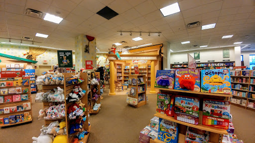 Book Store «Barnes & Noble», reviews and photos, 1 Levee Way, Newport, KY 41071, USA