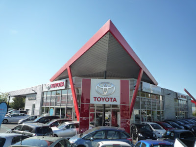 Toyota - RN6 Automobile - Melun à Vert-Saint-Denis
