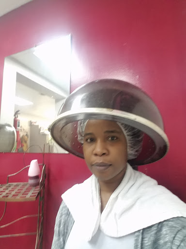 Beauty Salon «Decisions Beauty Salon», reviews and photos, 3125 River Rd, Camden, NJ 08105, USA