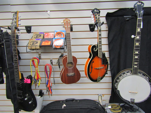 Loan Agency «Creighton Loans and Music», reviews and photos, 16404 WA-99, Lynnwood, WA 98037, USA