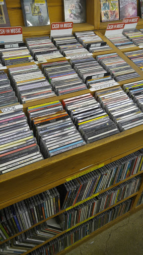 Book Store «Half Price Books», reviews and photos, 31 Orland Square Dr, Orland Park, IL 60462, USA