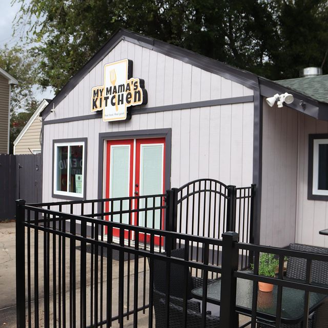 My Mama's Kitchen 23518