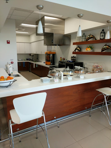 Used Car Dealer «Fields BMW of Daytona», reviews and photos, 1050 N Tomoka Farms Rd, Daytona Beach, FL 32124, USA