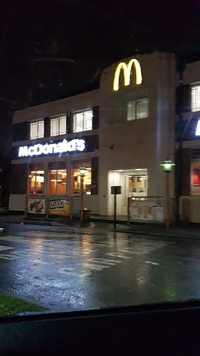 McDonald's Leeds - Oakwood