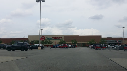Department Store «Target», reviews and photos, 800 Broadview Village Sq, Broadview, IL 60155, USA