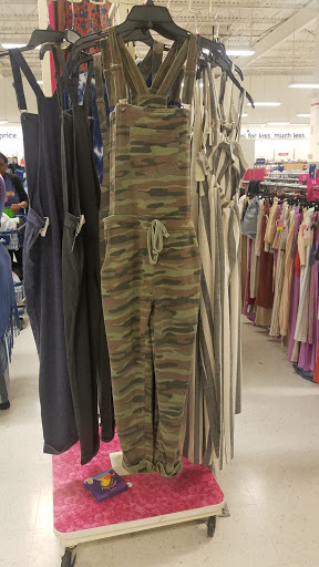 Department Store «Marshalls», reviews and photos, 5562 Silver Hill Rd, District Heights, MD 20747, USA