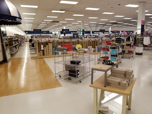 Department Store «Marshalls», reviews and photos, 135 Pearl St, Braintree, MA 02184, USA
