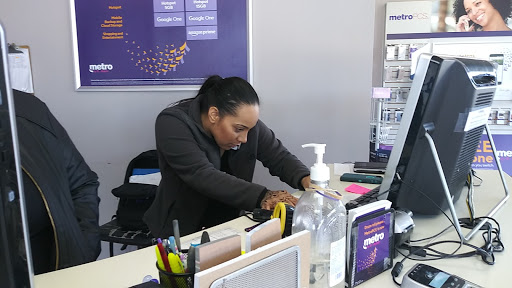 Cell Phone Store «MetroPCS Authorized Dealer», reviews and photos, 250 Paulding Plaza, Dallas, GA 30132, USA