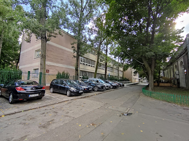 Szkoła Podstawowa z Oddziałami Integracyjnymi i Oddziałami Dwujęzycznymi nr 211 im. Janusza Korczaka - Warszawa