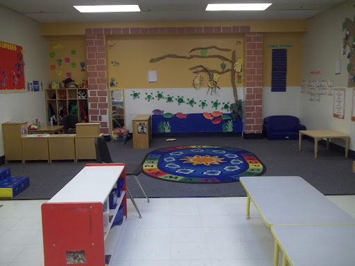 Day Care Center «Evanston KinderCare», reviews and photos, 2014 Dempster St, Evanston, IL 60202, USA