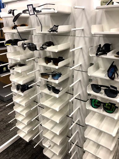 Department Store «Target», reviews and photos, 12197 Sunset Hills Rd, Reston, VA 20190, USA