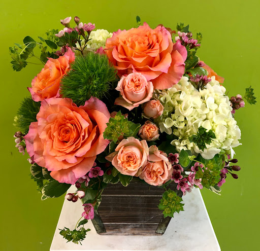 Florist «Sweet William & Thyme», reviews and photos, 19 E Railroad Ave, Jamesburg, NJ 08831, USA