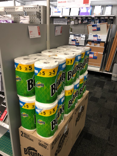 Office Supply Store «Staples», reviews and photos, 7157 Narcoossee Rd, Orlando, FL 32822, USA