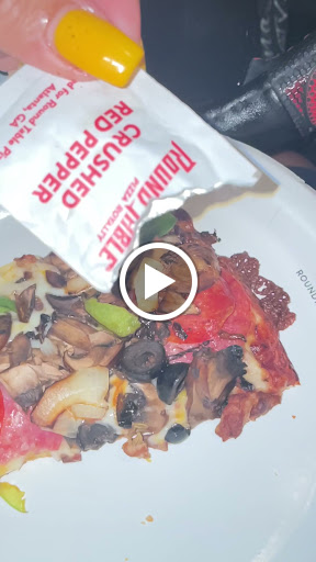 Pizza Restaurant «Round Table Pizza», reviews and photos, 5250 Faculty Ave, Lakewood, CA 90712, USA