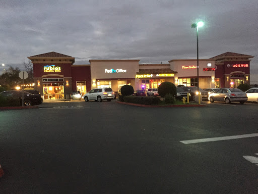 Print Shop «FedEx Office Print & Ship Center», reviews and photos, 1297 E Ontario Ave #102, Corona, CA 92881, USA