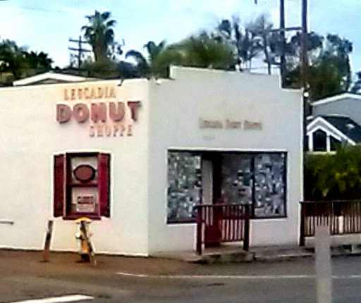 Donut Shop «Leucadia Donut Shoppe», reviews and photos, 1604 N Coast Hwy 101, Encinitas, CA 92024, USA