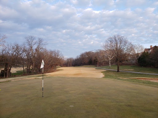 Country Club «Lake Forest Golf & Country Clb», reviews and photos, 300 Yard Dr, Lake St Louis, MO 63367, USA