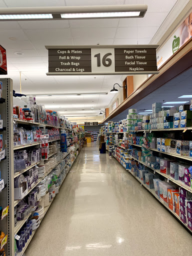 Grocery Store «Stop & Shop», reviews and photos, 1083 Inman Ave, Edison, NJ 08820, USA