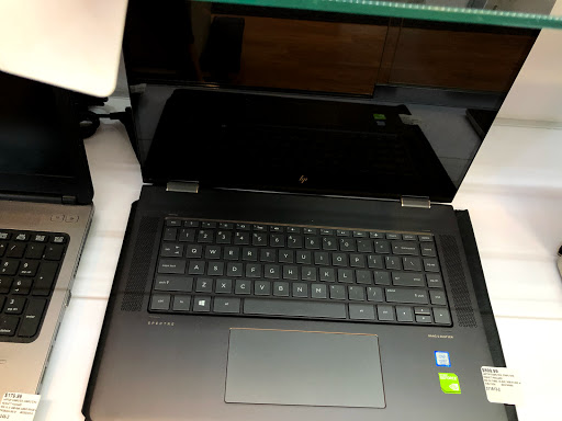 Pawn Shop «Ace Buyers Downtown», reviews and photos, 1235 Willamette St, Eugene, OR 97401, USA