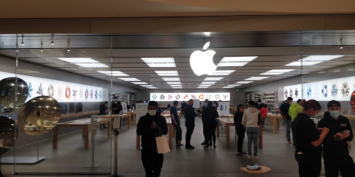 Computer Store «Apple Rockingham Park», reviews and photos, 99 Rockingham Park Blvd, Salem, NH 03079, USA