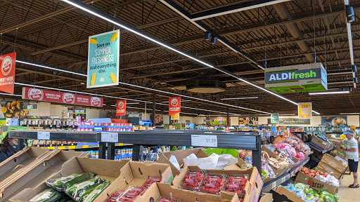 Supermarket «ALDI», reviews and photos, 511 New Park Ave, West Hartford, CT 06110, USA