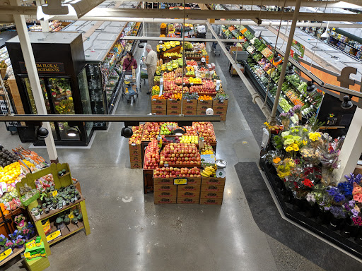 Grocery Store «Quality Food Center», reviews and photos, 1801 N 45th St, Seattle, WA 98103, USA